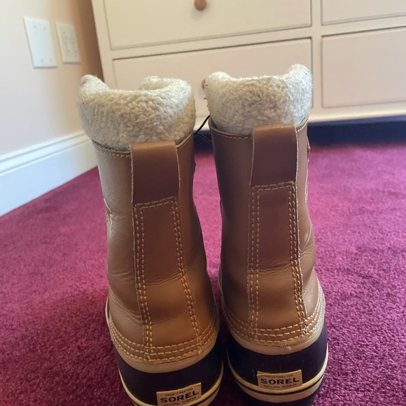 SALE SOREL BOOTS - Picture 3 of 5